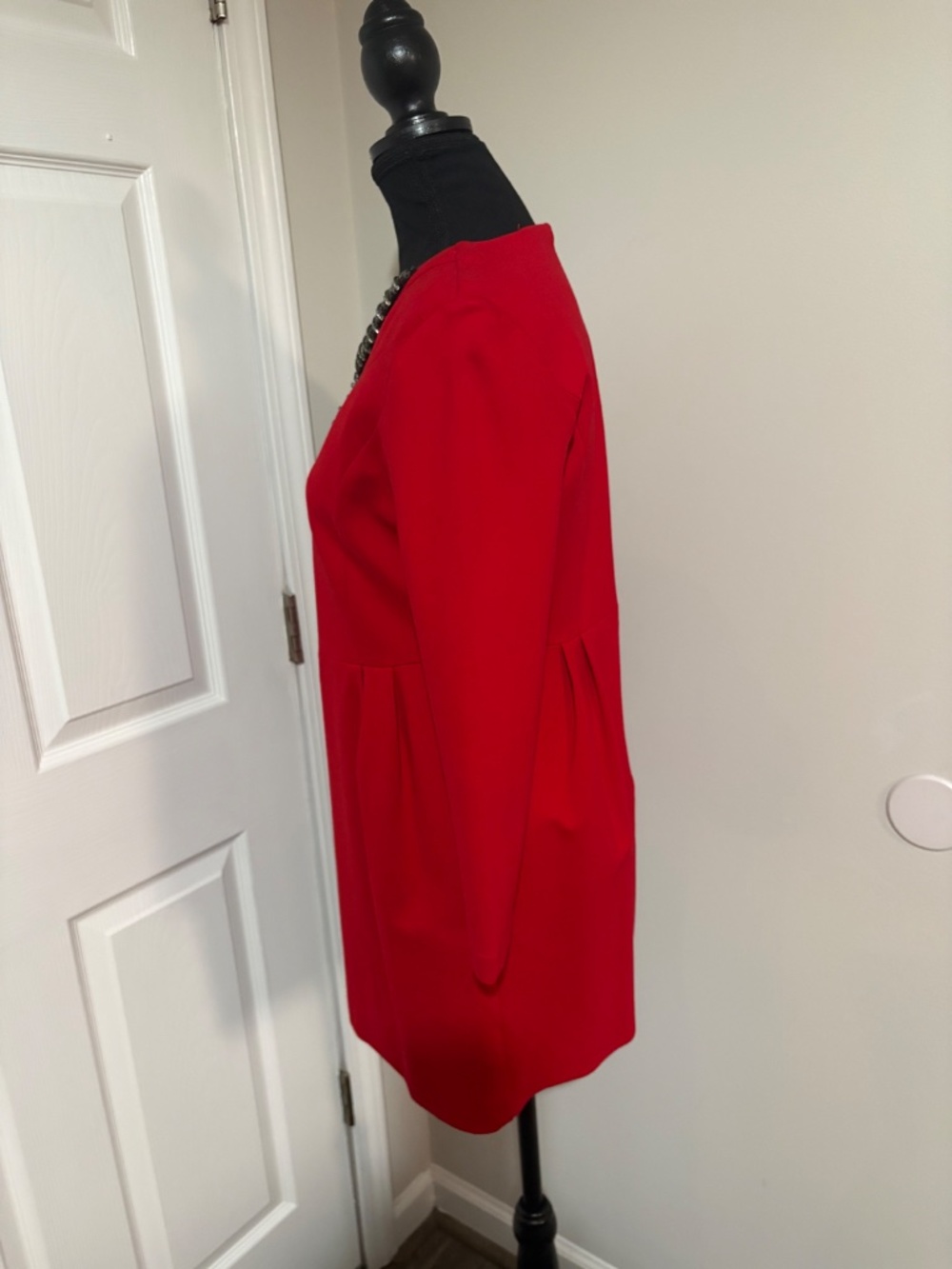 Dress - Picture 4 of 12